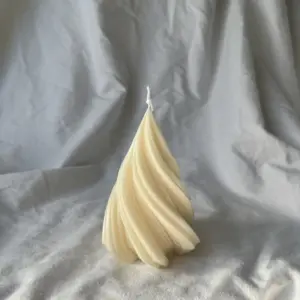 New Swirl Tree Candle (M)